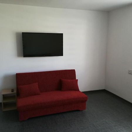 Penzion Sapara Velké Bílovice Extérieur photo