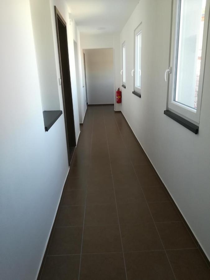 Penzion Sapara Velké Bílovice Extérieur photo
