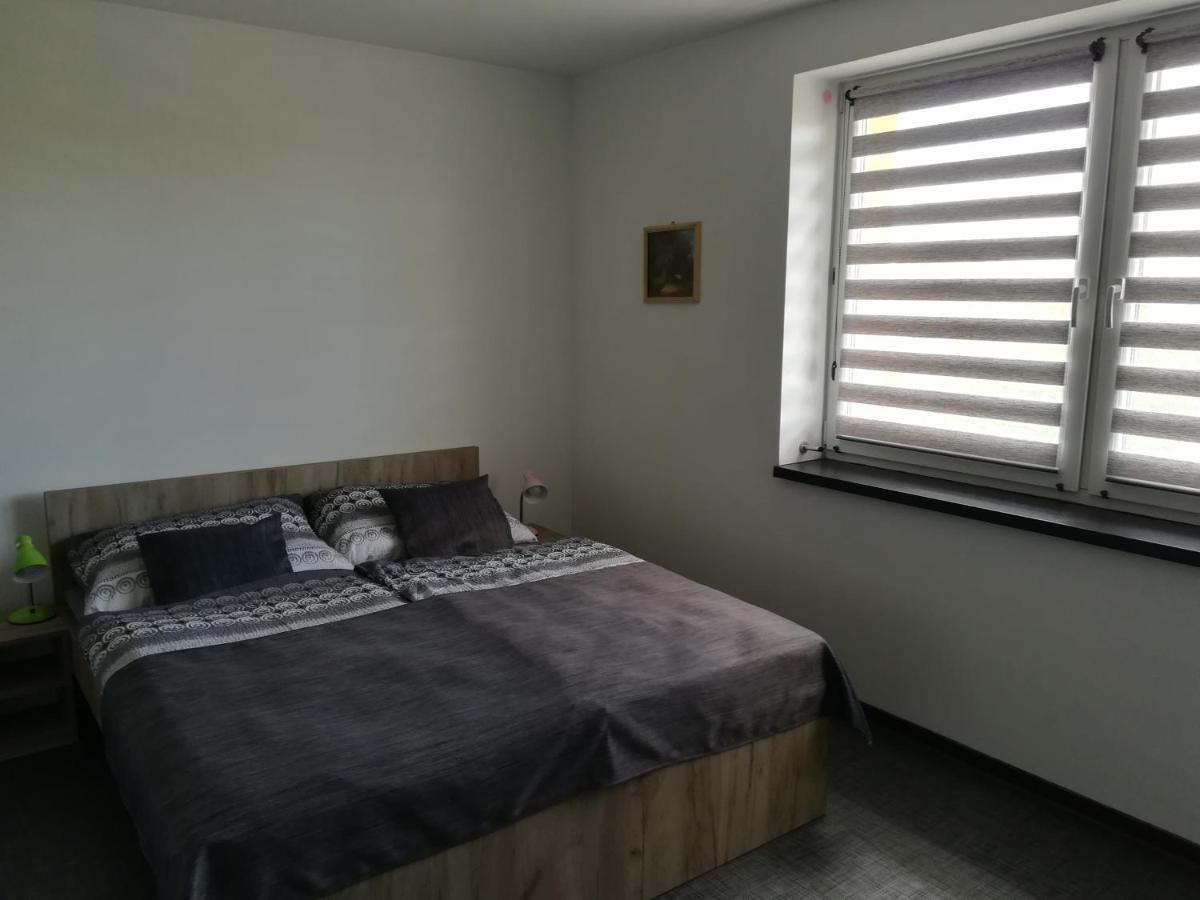 Penzion Sapara Velké Bílovice Extérieur photo